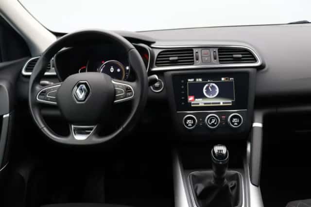 Renault Kadjar (2021) thumbnail 4