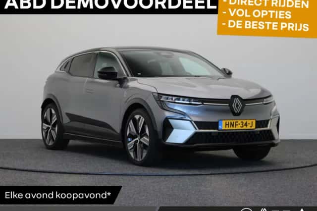 Renault Mégane E-Tech (2025) thumbnail 1