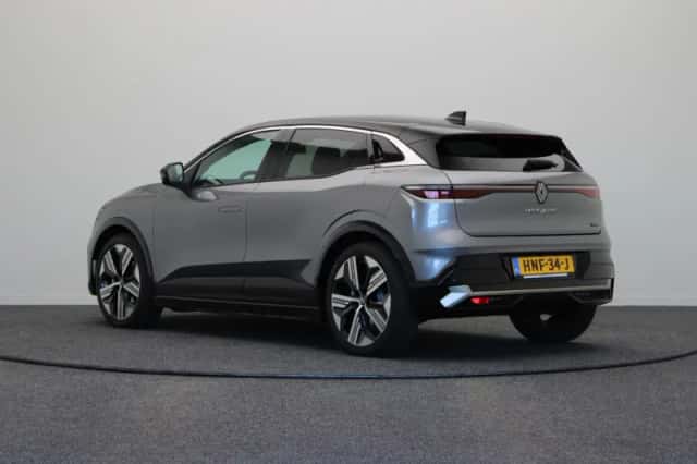 Renault Mégane E-Tech (2025) thumbnail 2
