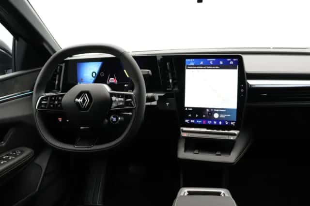 Renault Mégane E-Tech (2025) thumbnail 5