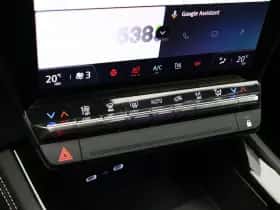 Renault Austral (2024) thumbnail 36