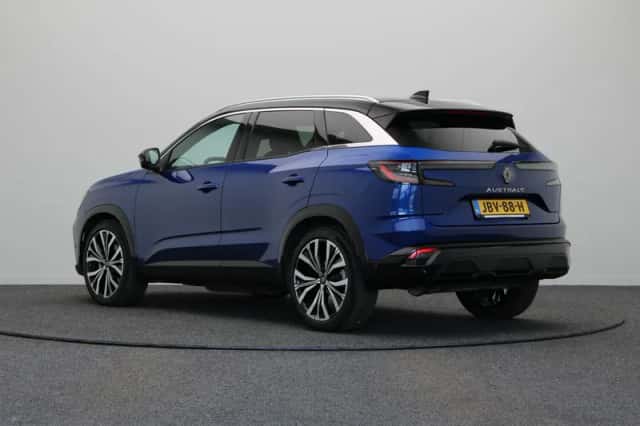 Renault Austral (2024) thumbnail 2