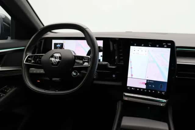 Renault Austral (2024) thumbnail 5