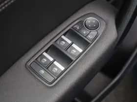Renault Captur (2024) thumbnail 18