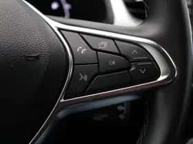 Renault Captur (2024) thumbnail 22
