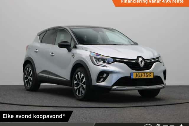 Renault Captur (2024) thumbnail 1