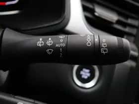 Renault Captur (2024) thumbnail 24
