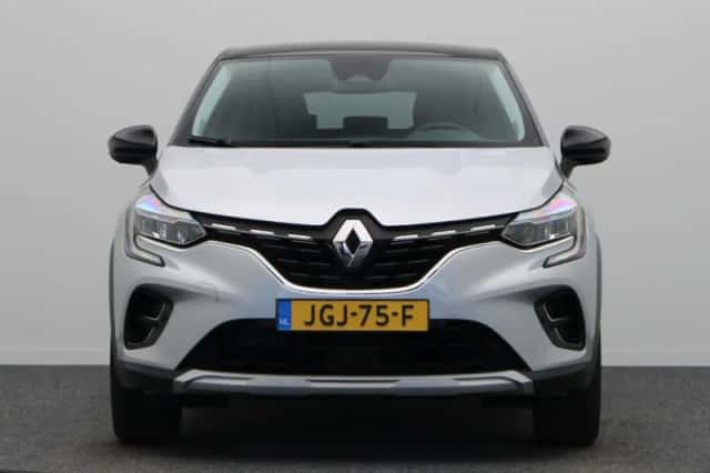 Renault Captur (2024) thumbnail 6