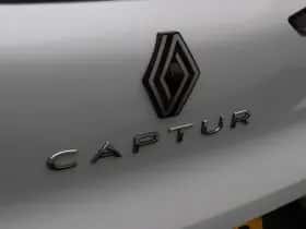 Renault Captur (2024) thumbnail 32