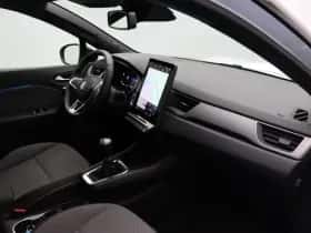Renault Captur (2024) thumbnail 39