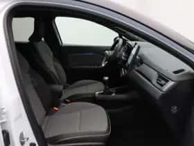 Renault Captur (2024) thumbnail 40