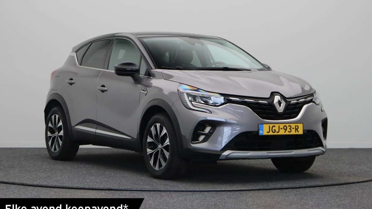Renault Captur (2024) — foto 1