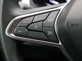 Renault Captur (2024) thumbnail 21