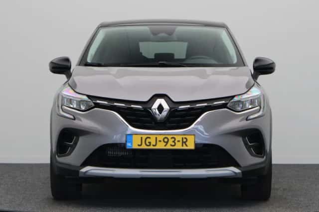 Renault Captur (2024) thumbnail 6