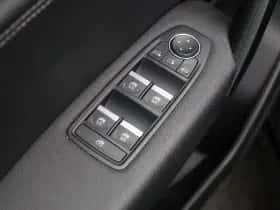 Renault Captur (2024) thumbnail 18