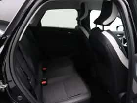 Renault Captur (2024) thumbnail 8