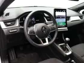 Renault Captur (2024) thumbnail 16