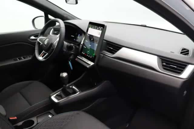 Renault Captur (2024) thumbnail 5