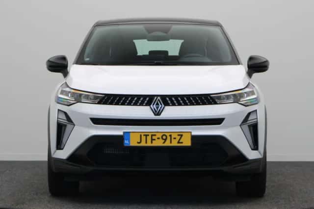 Renault Captur (2024) thumbnail 6
