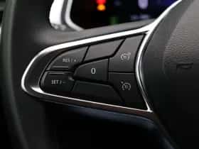 Renault Captur (2024) thumbnail 21