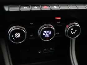 Renault Captur (2024) thumbnail 31