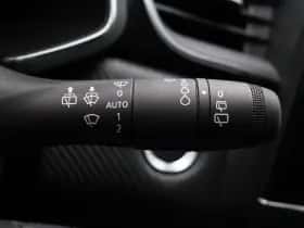 Renault Captur (2023) thumbnail 24