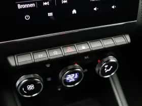 Renault Captur (2023) thumbnail 31