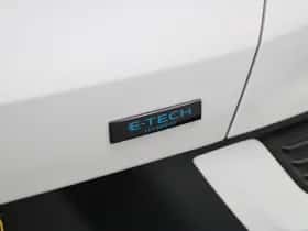 Renault Arkana (2024) thumbnail 42