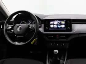 Škoda Kamiq (2023) thumbnail 4