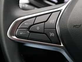 Renault Captur (2024) thumbnail 21