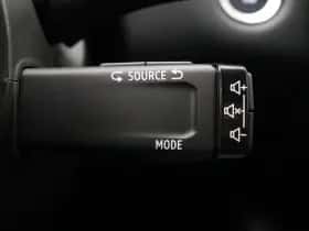 Renault Captur (2024) thumbnail 25