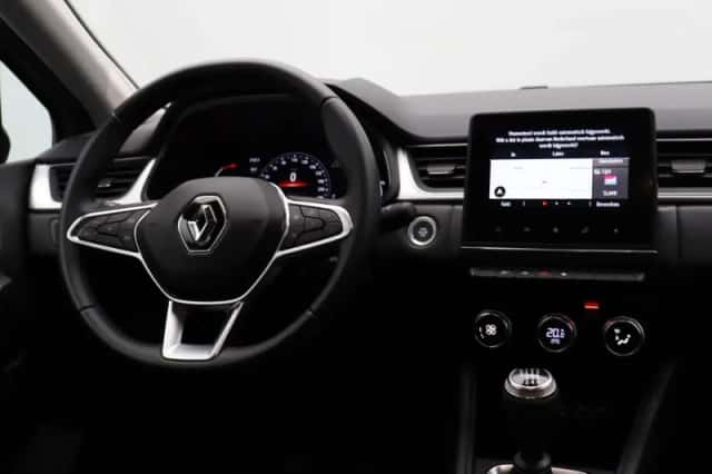 Renault Captur (2024) thumbnail 5