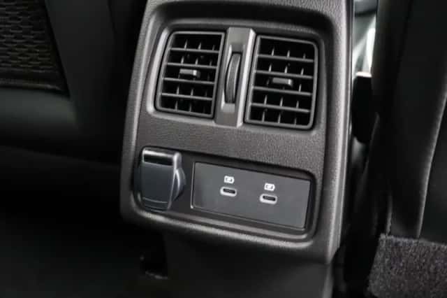 Renault Captur (2026) thumbnail 4