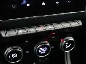 Renault Captur (2023) thumbnail 18