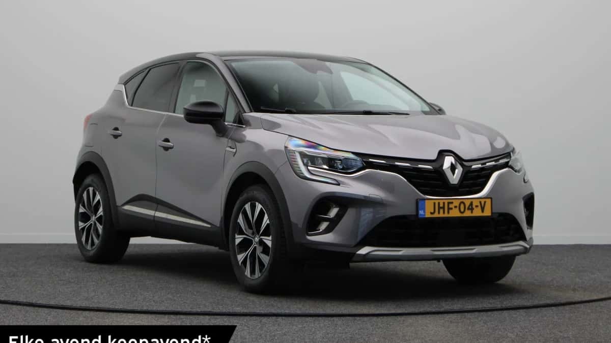 Renault Captur (2024) — foto 1