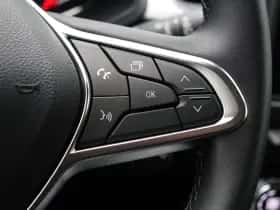 Renault Captur (2024) thumbnail 22