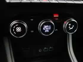Renault Captur (2024) thumbnail 31