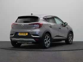 Renault Captur (2023) thumbnail 12
