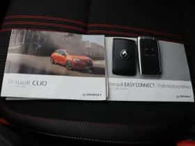 Renault Clio (2021) thumbnail 36