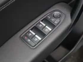 Renault Captur (2024) thumbnail 18