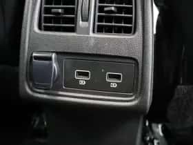 Renault Captur (2024) thumbnail 4