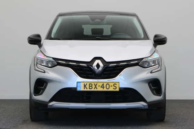 Renault Captur (2024) thumbnail 6