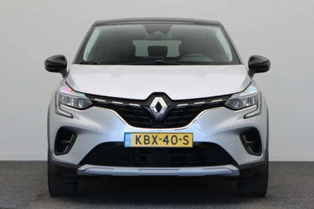 Renault Captur (2024) thumbnail 6