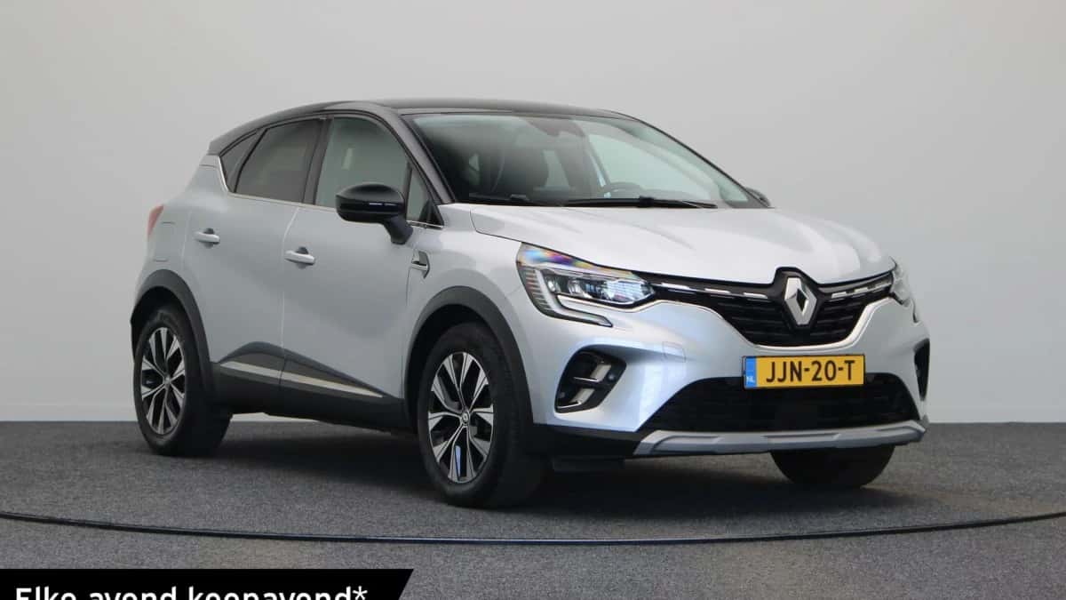 Renault Captur (2024) — foto 1