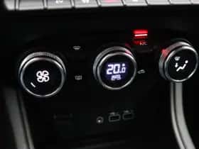 Renault Captur (2024) thumbnail 30