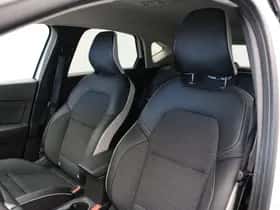 Renault Captur (2024) thumbnail 39