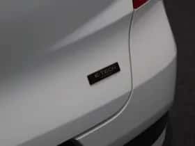 Renault Captur (2024) thumbnail 42