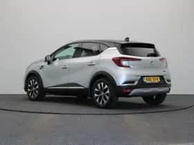 Renault Captur (2024) thumbnail 2