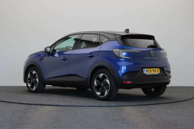 Renault Captur (2025) thumbnail 2