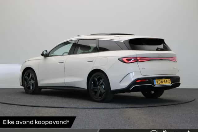 BYD Seal (2026) thumbnail 2